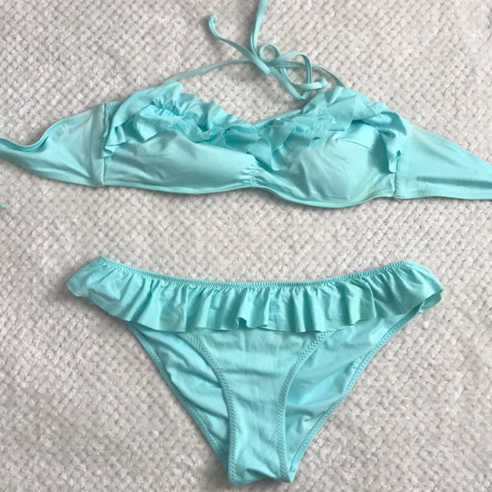 H&M Flouncy Bikini set